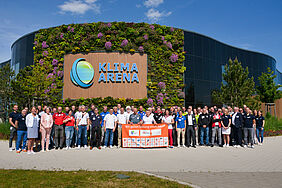 Gruppenbild vor der Klima Arena Gruppenbild vor der Klima Arena